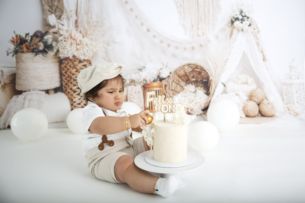 Cake Smash Photographer